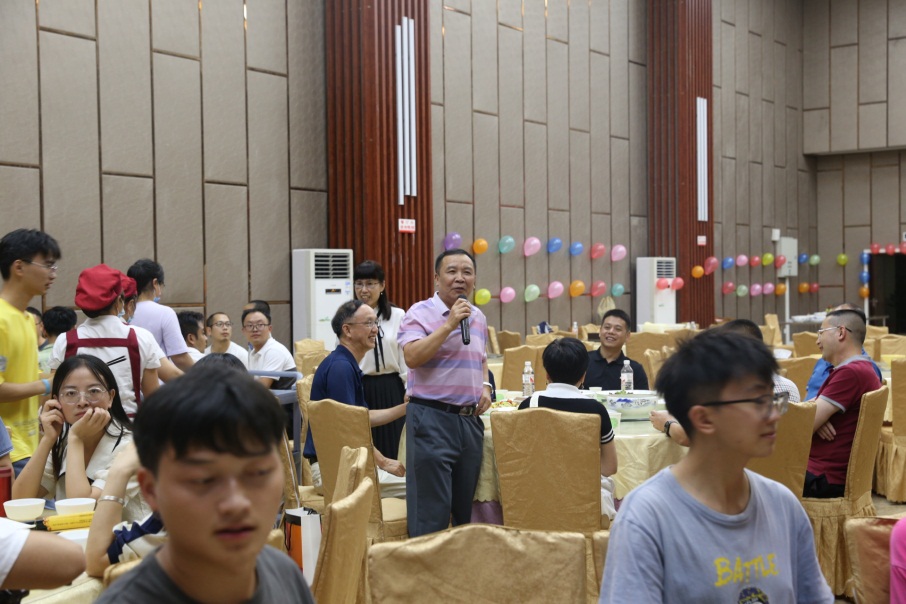 说明: C:\Users\lenovo\Desktop\IMG_9324.JPG