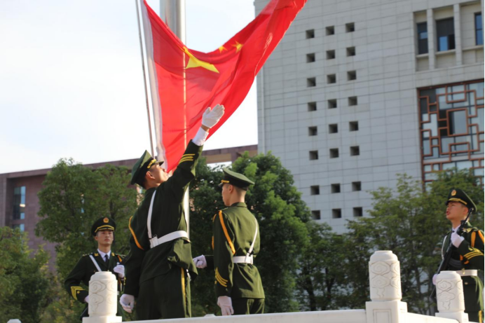 升旗仪式||“青春心向党·红色故事我来讲”