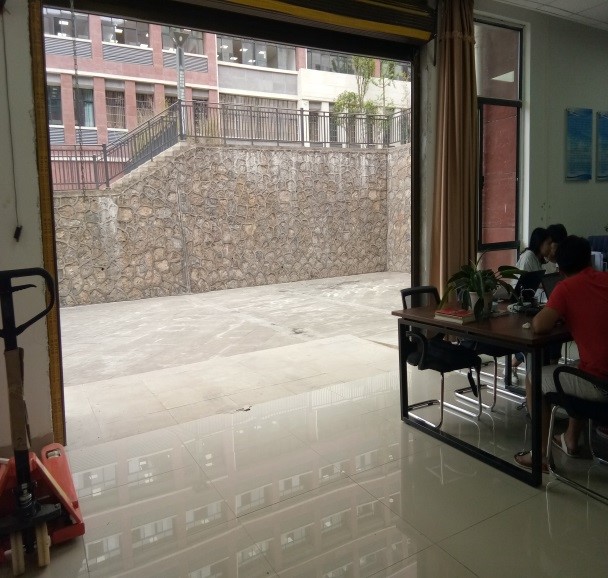 图4 实验室活动场地-2.jpg